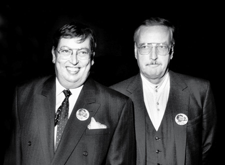 Ulrich und Peter Schamoni (v.l.n.r.) am 9.11.1989 zu Ulrich Schamonis 50. Geburtstag Ulrich Schamoni, Quelle: Ulrich Schamoni-Archiv