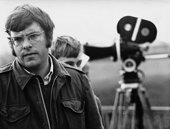 Peter Fleischmann (vorne), Johann Lang bei den Dreharbeiten zu "Jagdszenen aus Niederbayern" (1968/69) Jagdszenen aus Niederbayern, Quelle: DIF